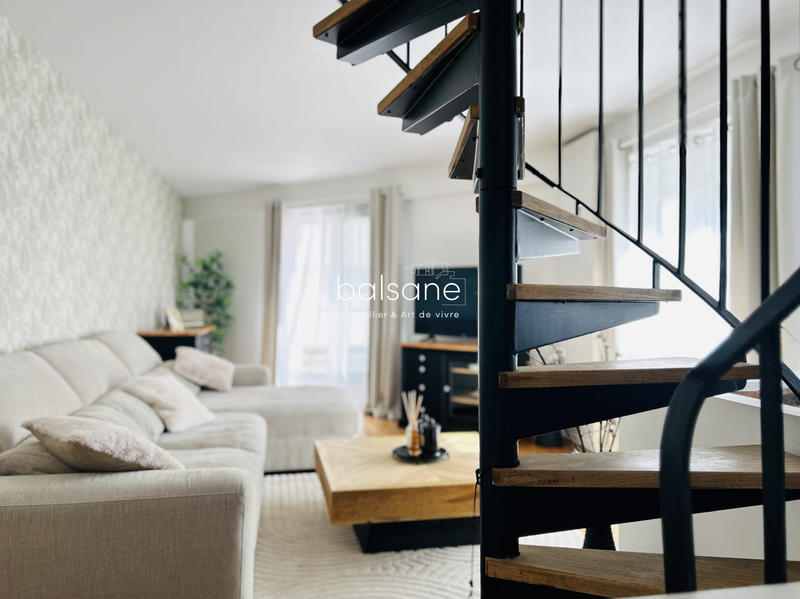 Appartement - 85 m² - 4 pièces