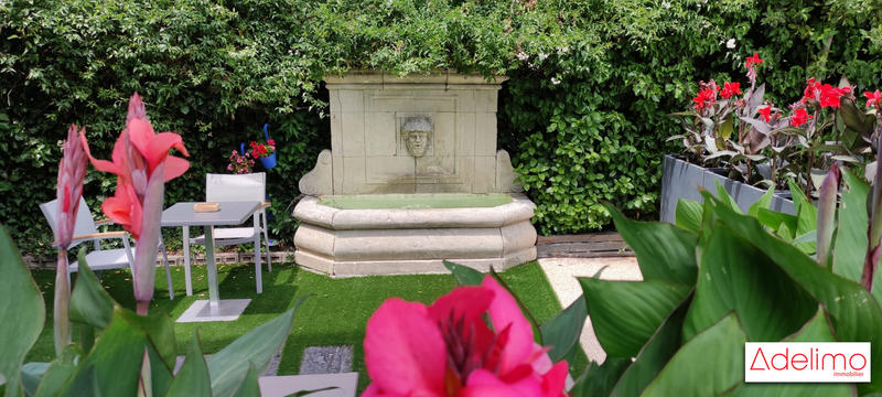 Maison - 408 m² - 12 pièces