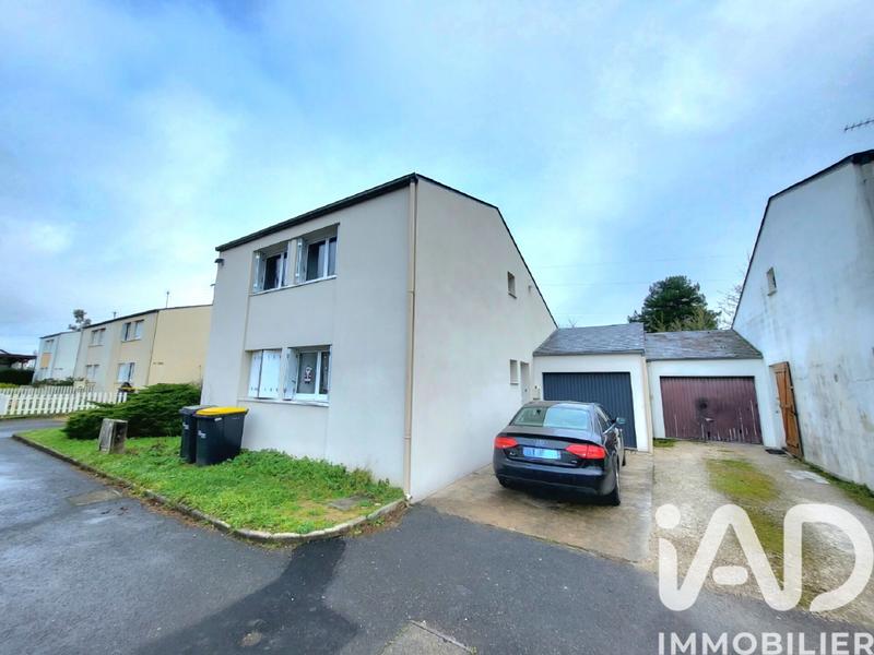 Maison - 90 m² - 4 pièces