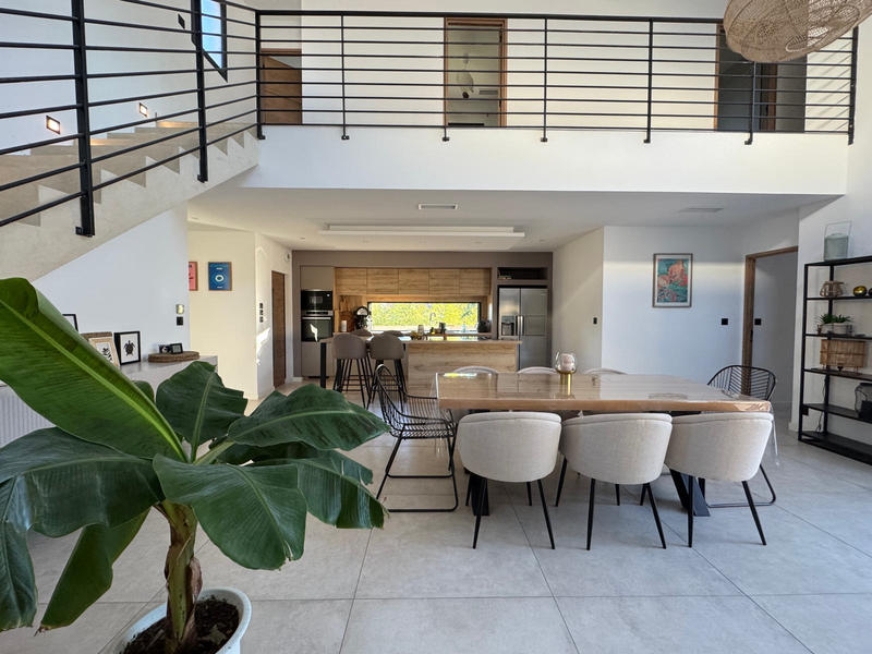 Maison - 130 m² - 4 pièces