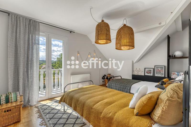 Maison - 155 m² - 5 pièces