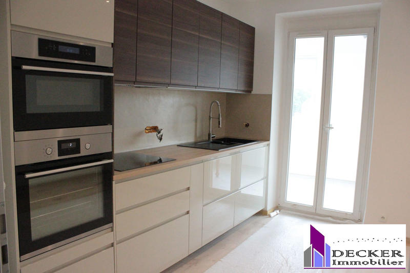 Immeuble - 244 m² - 11 pièces