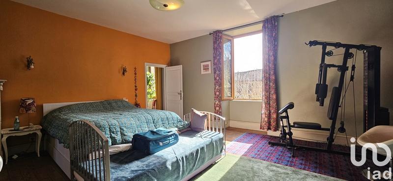 Maison - 270 m² - 11 pièces