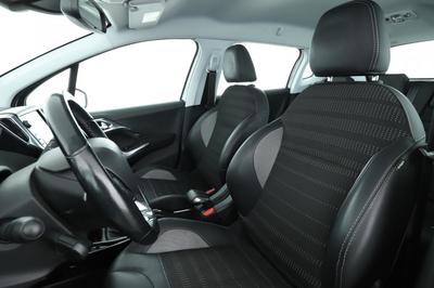 Peugeot 2008 1.2 PureTech Allure 110 ch