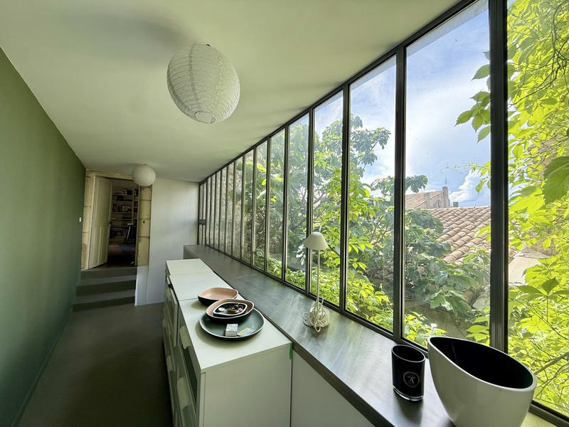 Maison - 240 m² - 10 pièces