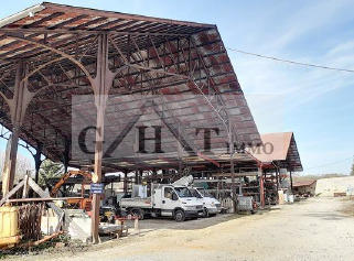 Entrepôt - 4 200 m²