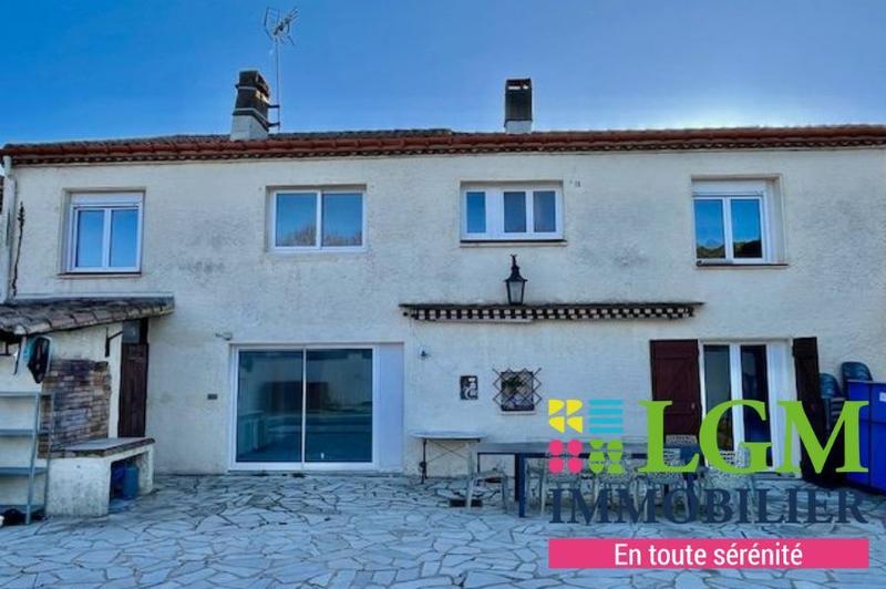 Maison - 243 m² - 9 pièces