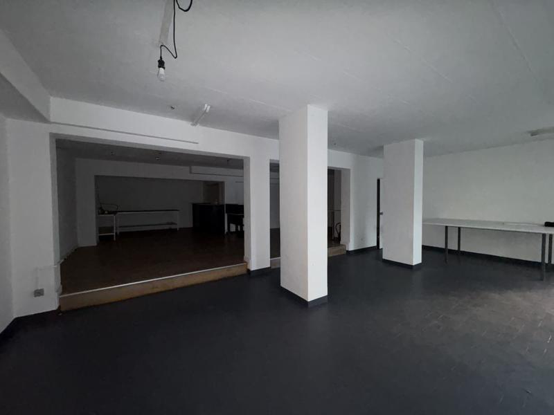 Local commercial - 97 m² - 2 pièces