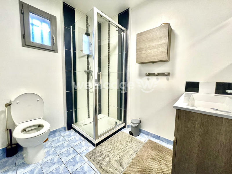 Maison - 142 m² - 6 pièces