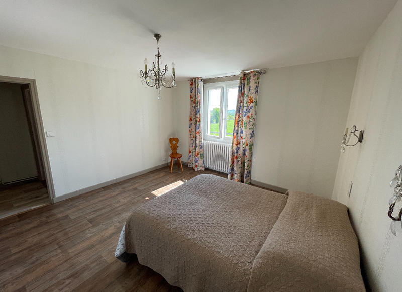 Maison de village - 220 m² - 8 pièces