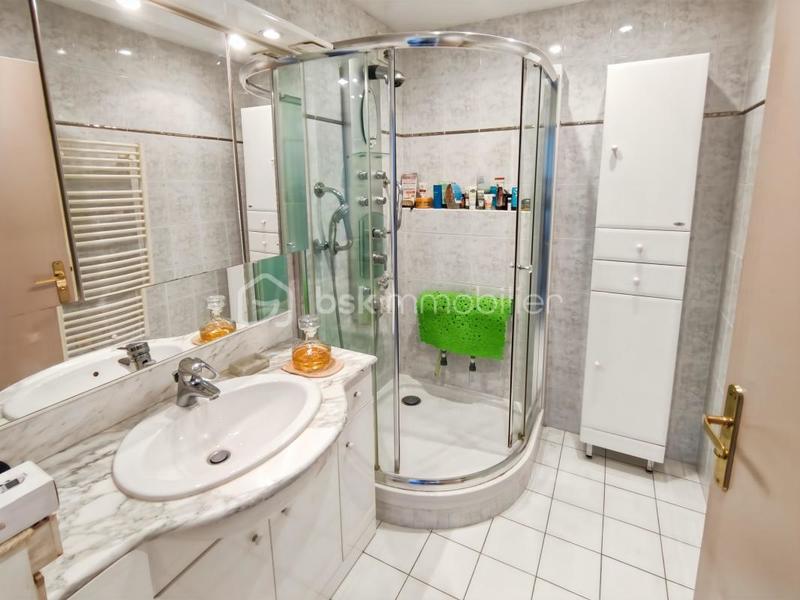 Appartement - 72 m² - 4 pièces