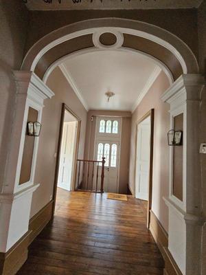 Maison - 303 m² - 8 pièces