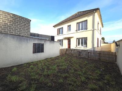 Maison - 143 m² - 6 pièces