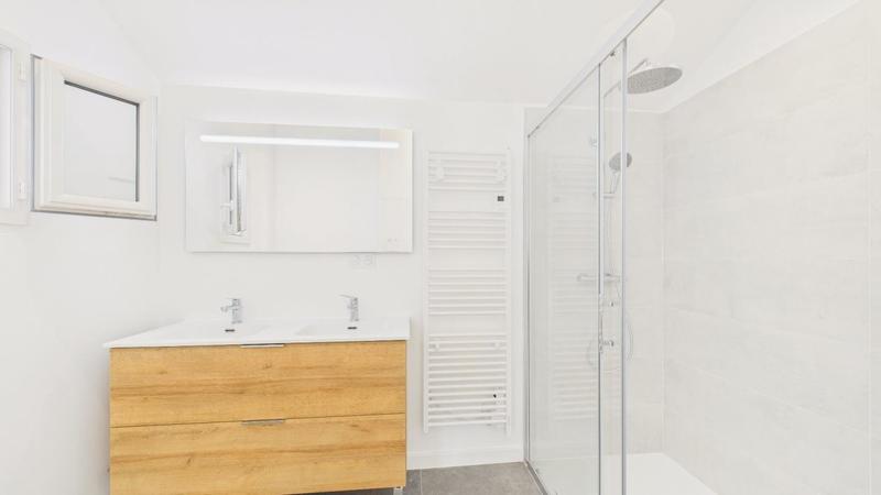 Maison - 169 m² - 7 pièces