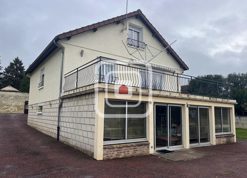 Maison - 141 m² - 6 pièces