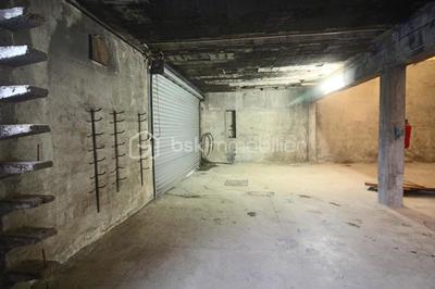 Local commercial - 107 m² - 1 pièce