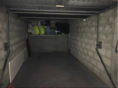 Parking / Garage - 12 m²