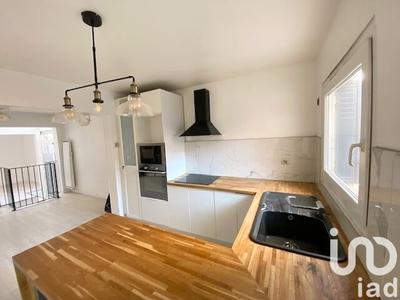 Maison - 93 m² - 5 pièces