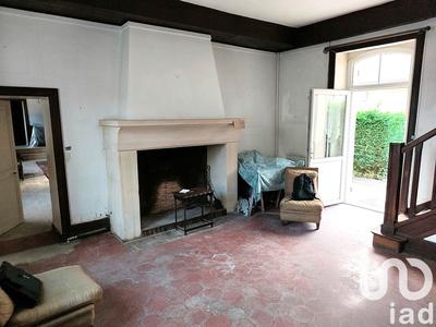 Maison - 238 m² - 6 pièces