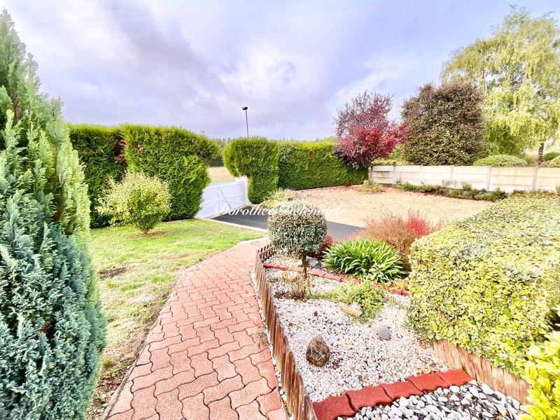 Maison - 104 m² - 4 pièces