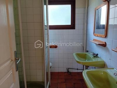 Maison - 110 m² - 6 pièces