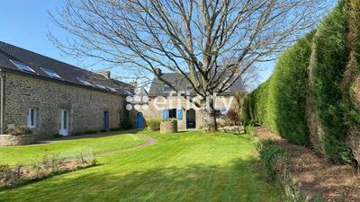 Maison - 310 m² - 16 pièces