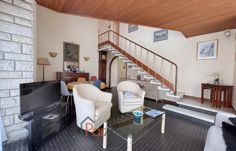 Maison - 103 m² - 5 pièces