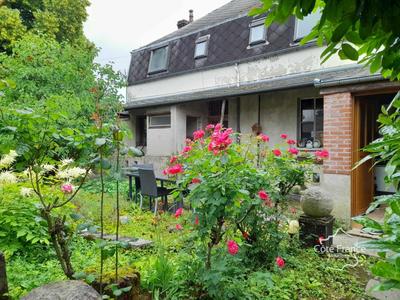 Maison - 263 m² - 13 pièces