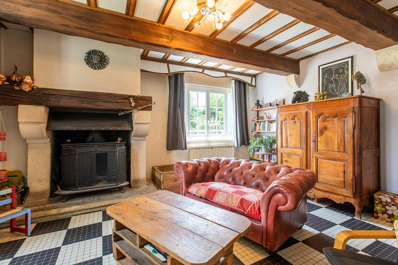 Maison - 255 m² - 10 pièces