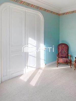 Maison - 182 m² - 7 pièces