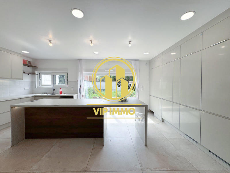 Maison - 122 m² - 5 pièces