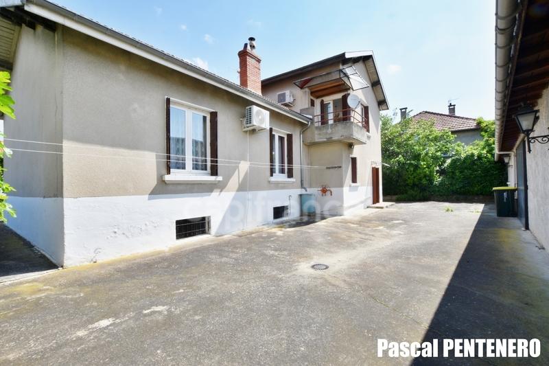 Maison - 141 m² - 5 pièces