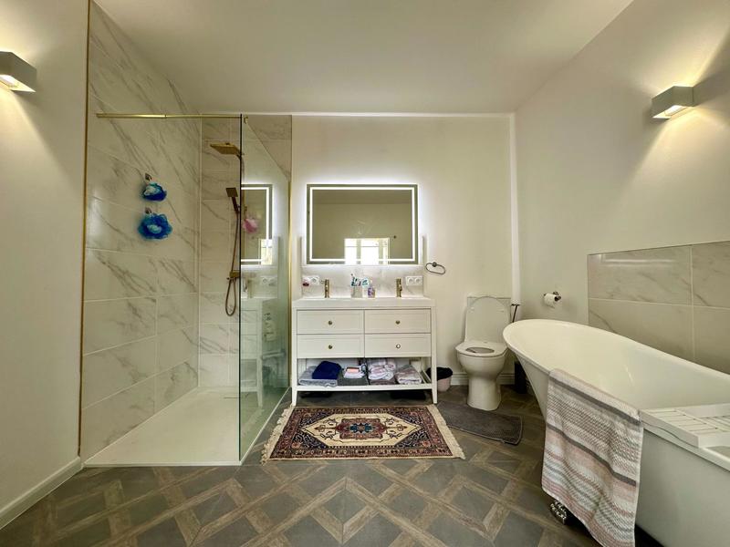 Maison de village - 140 m² - 6 pièces