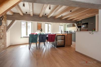 Appartement ancien - 69 m² - 4 pièces