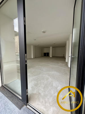 Local commercial - 80 m²