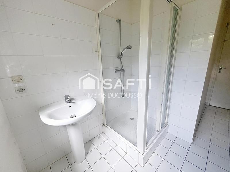 Maison - 214 m² - 7 pièces