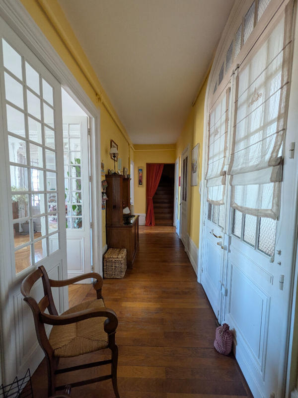 Appartement - 188 m² - 5 pièces