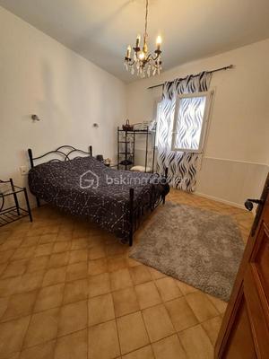 Immeuble - 156 m² - 7 pièces