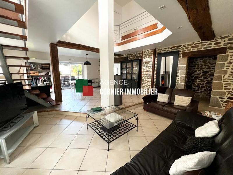 Maison de ville - 181 m² - 6 pièces