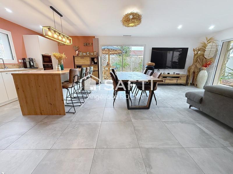 Maison - 95 m² - 4 pièces