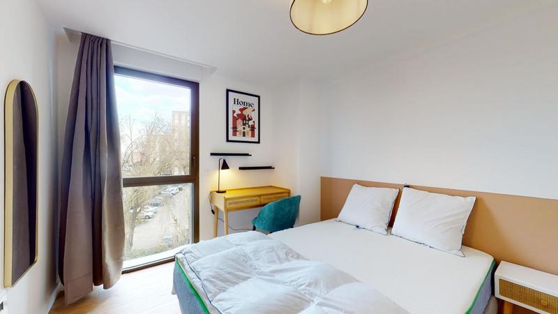 Appartement - 99 m² - 6 pièces