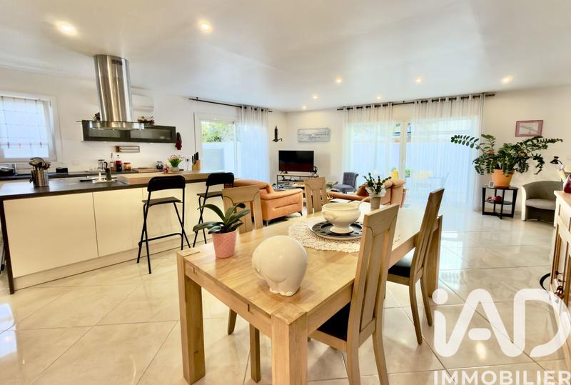 Maison de ville - 122 m² - 4 pièces