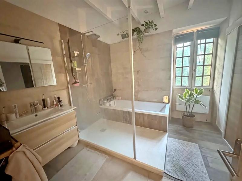 Maison - 107 m² - 4 pièces