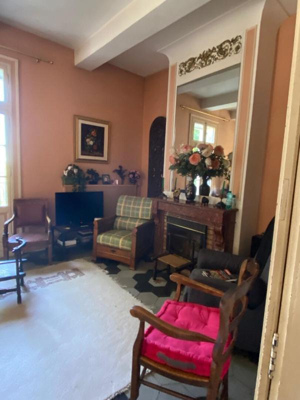 Maison - 204 m² - 10 pièces