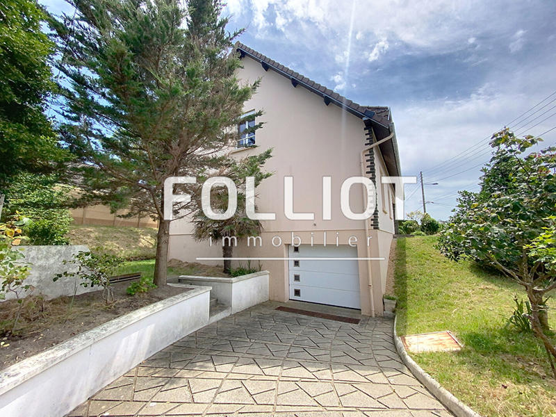 Maison - 159 m² - 6 pièces