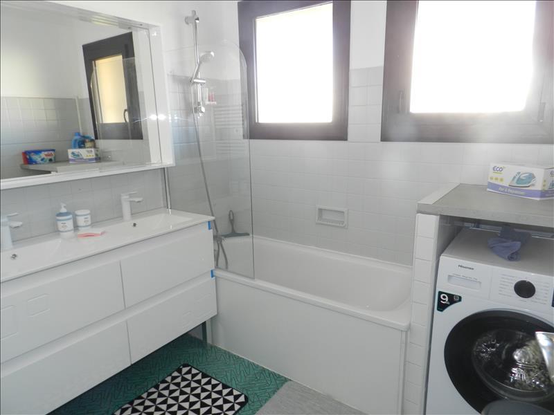 Chambre - 80 m² - 1 pièce