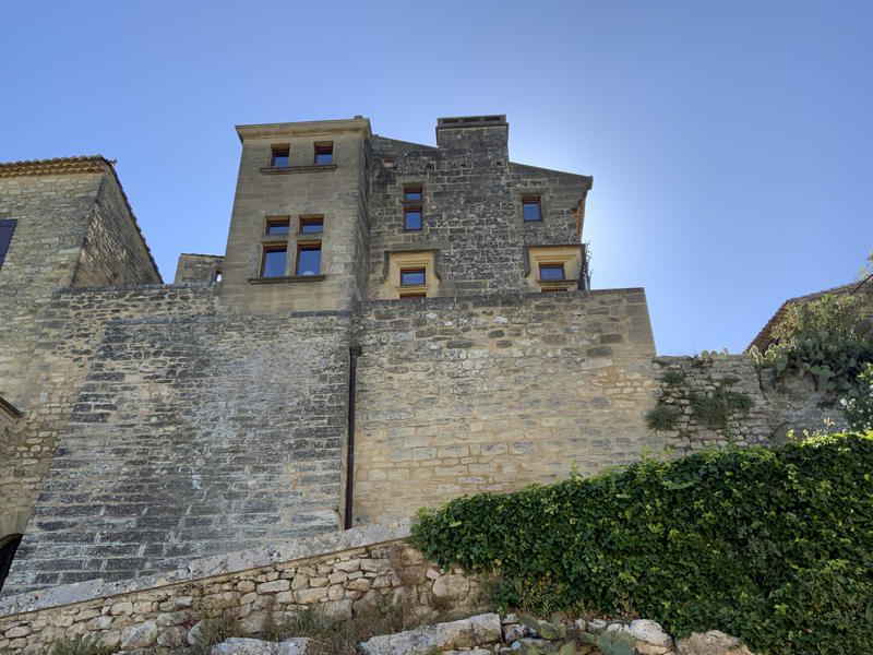 Maison - 215 m² - 8 pièces