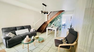 Maison - 90 m² - 3 pièces