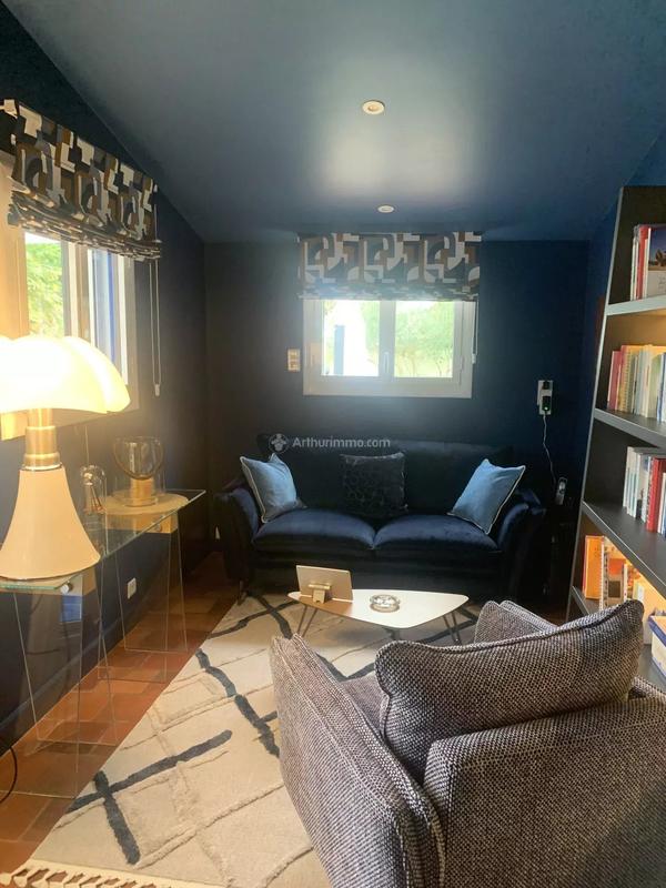 Maison - 200 m² - 11 pièces