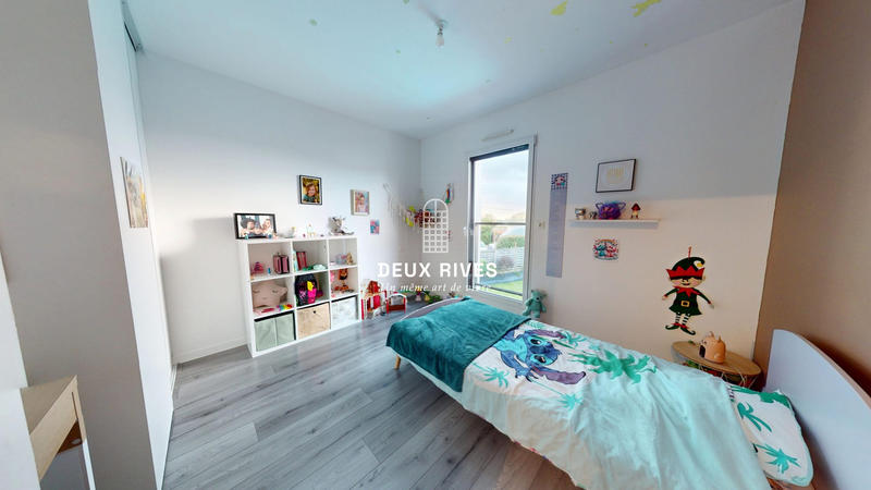 Maison contemporaine - 163 m² - 7 pièces